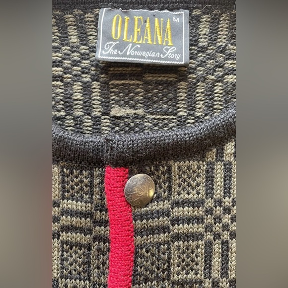 Oleana Made In Norway 100% Soft Wool Geometric Cardigan, Size Medium, New, $550 - Picture 4 of 10
